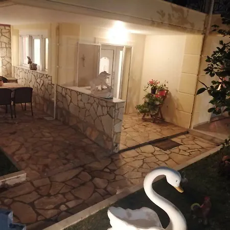 Swan's Garden Olympus Luxury * Litochoro